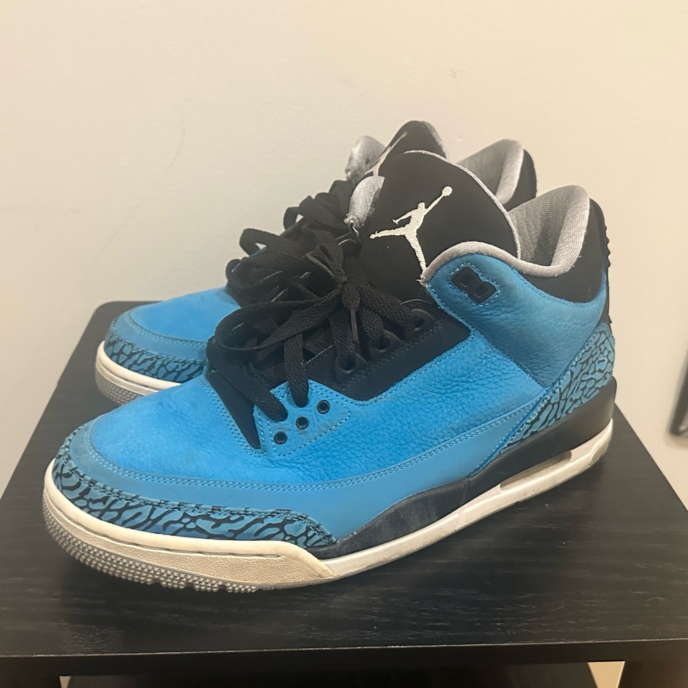 Powder Blue Jordan 2s